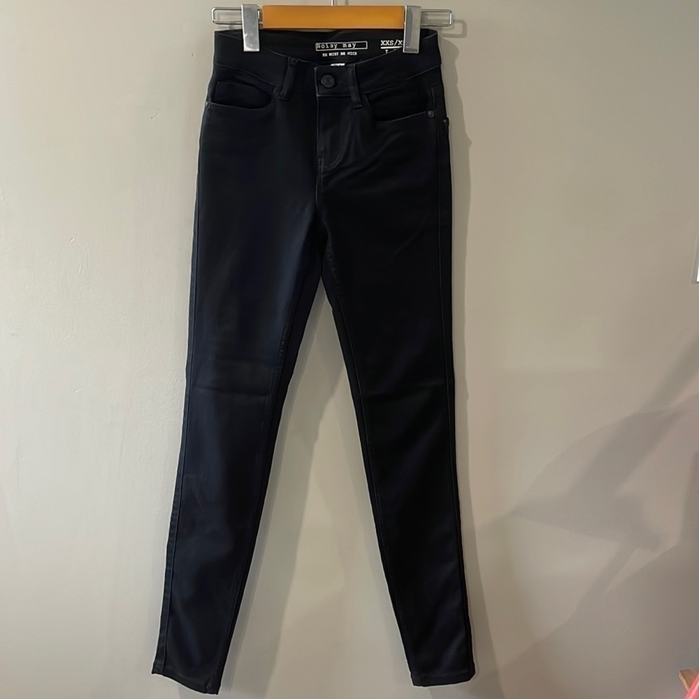 Noisy may Extreme Lucy Soft Jeans NWOT Black Size XXS/S Length 32